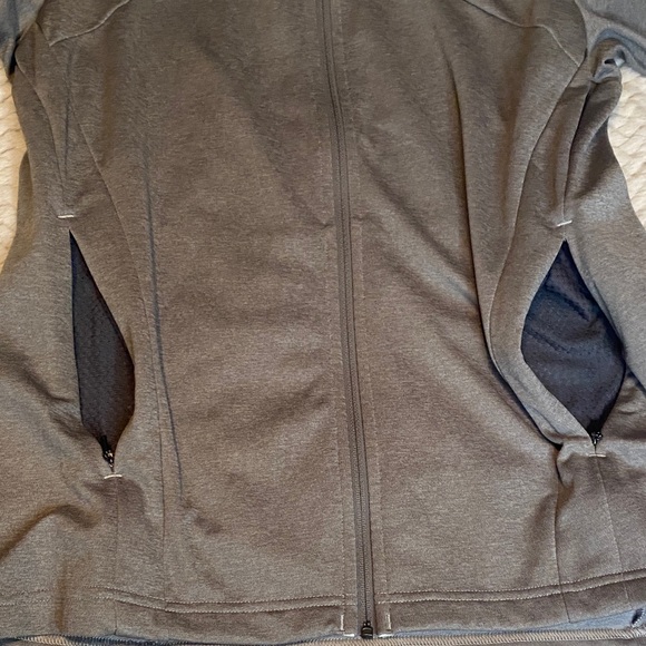 Arc'teryx Women's Ellison Softshell Fleece - Picture 12 of 12